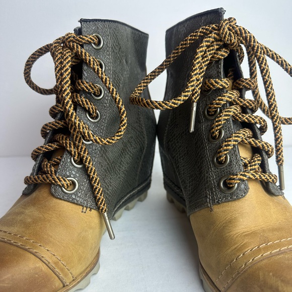 ♦️ Sorel 1964 Premium Canvas Waterproof Wedge Bootie Size 8.5 - Picture 4 of 8